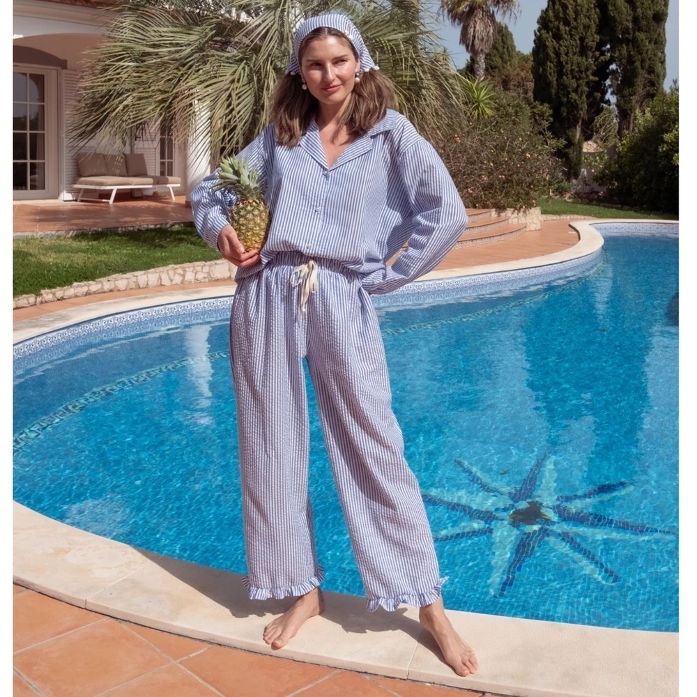 Violet & Brooks Skylar Ruffle Pants NWT Seersucker Striped Lounge Pant Blue